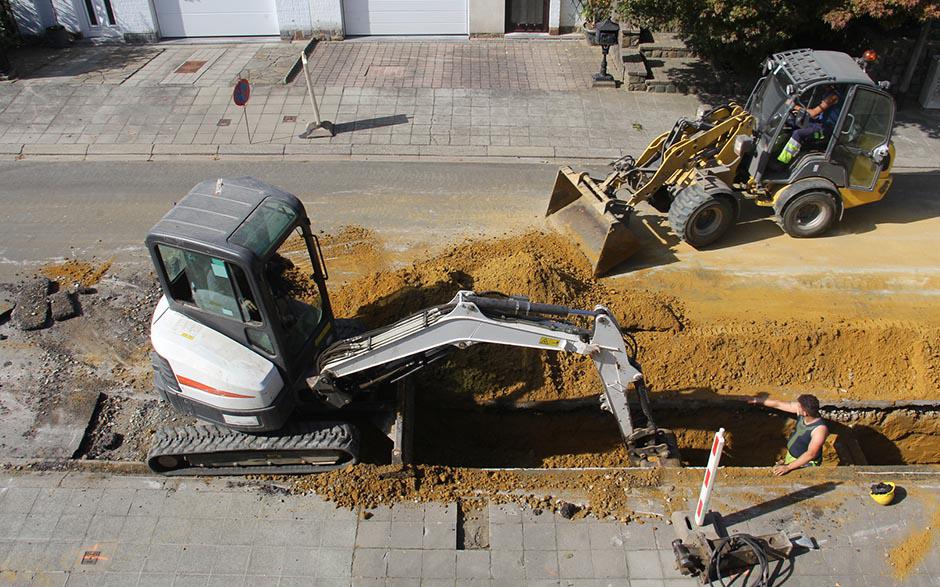 camion pompe egout Aubergenville